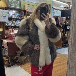 STUNNING Crystal Fox fur coat - thick and luxurious